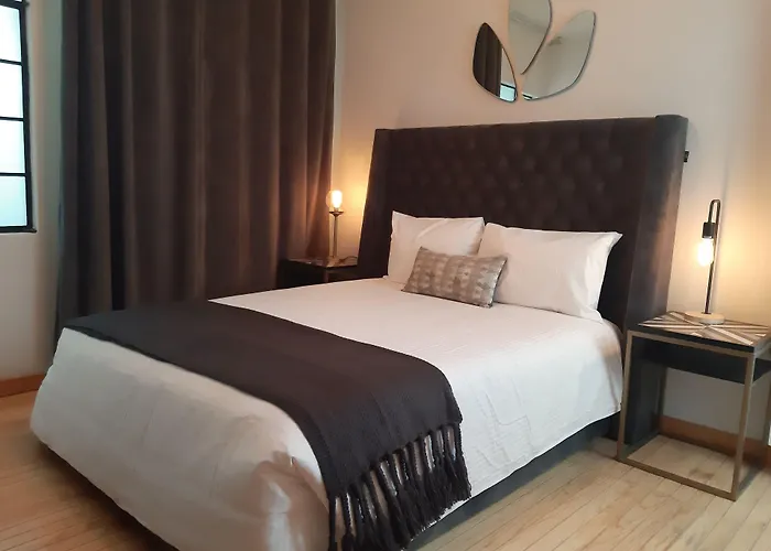 Suites Alcazar México DF